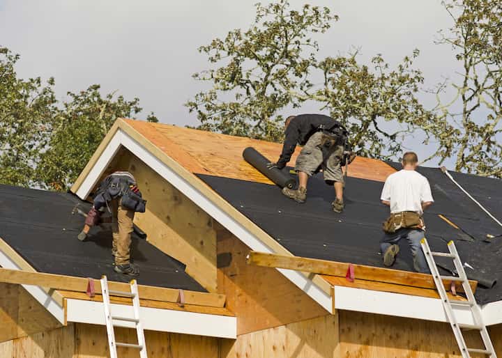 Professional roofers in New Smyrna Beach, FL.